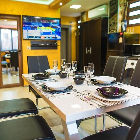 Apartament Tiana Lux Chisarja Exteriér fotografie